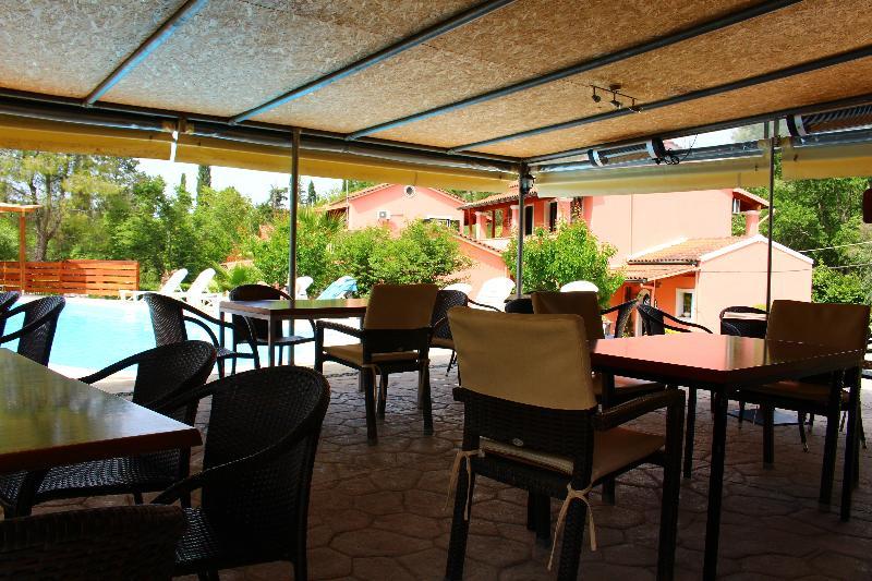 Apartments Despina Sinarades Exterior photo