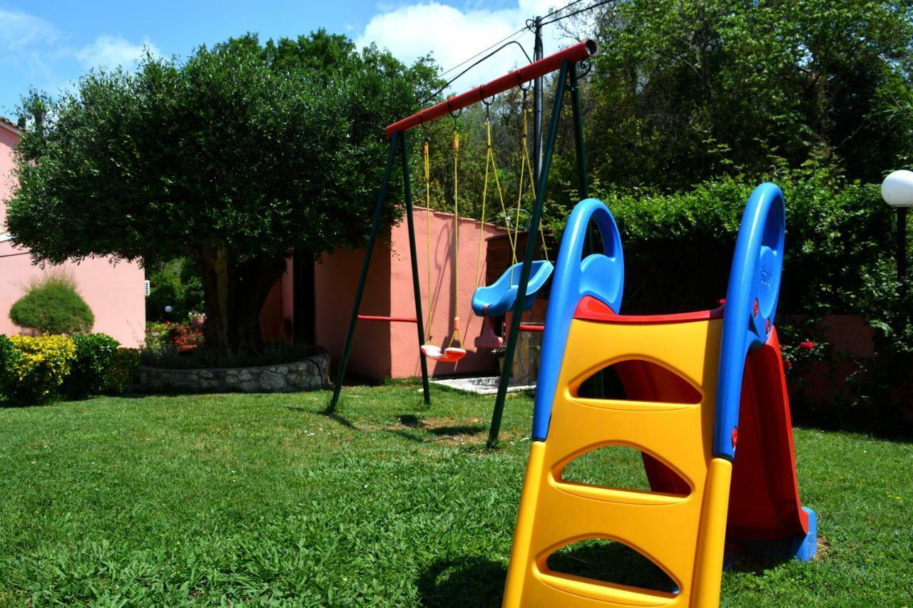 Apartments Despina Sinarades Exterior photo